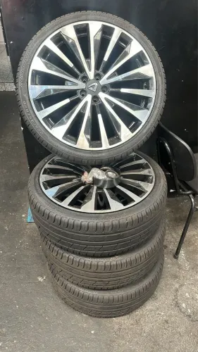 Rodas aro 20 do Corolla