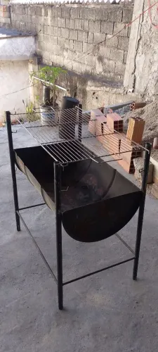Churrasqueira meio tambor