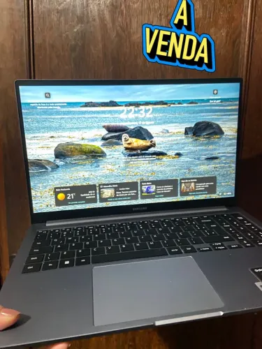 Samsung Galaxy Book4 Intel Inside U300 Windows 11 Home 8GB