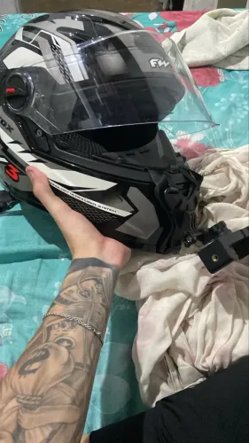 Capacete Fw3 Semi novo TAM 56 ( possui óculos interno )