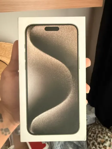 Caixinha iphone 15 pro max cinza