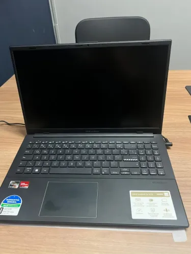 Notebook Asus Vivobook Go E1504fa Amd Ryzen 5 7520u 8gb Ram 256gb Ssd Windows 11 Tela 15,6
