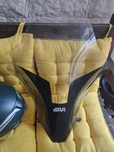Bolha marca GIVI PCX 160