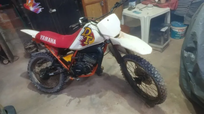 DT 180 Yamaha