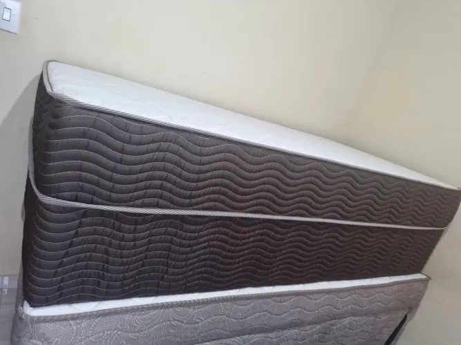 Cama box
