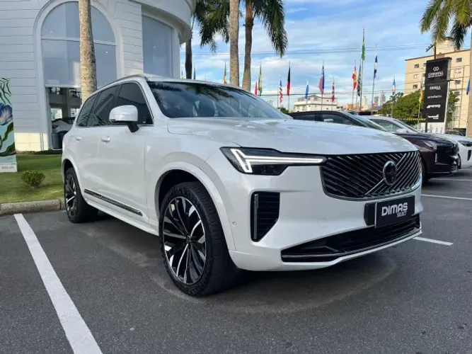 Volvo XC 90 T-8 Ultra 2.0 AWD (híbrido) 2026