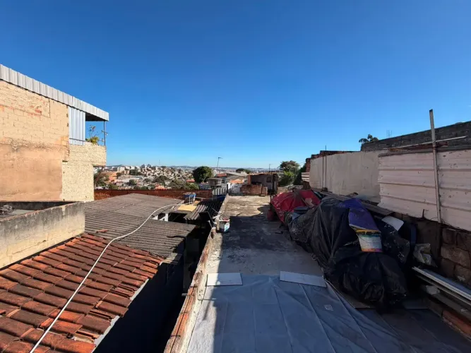 Lote para venda possui 256 metros quadrados em Jardim Alvorada - Belo Horizonte - MG