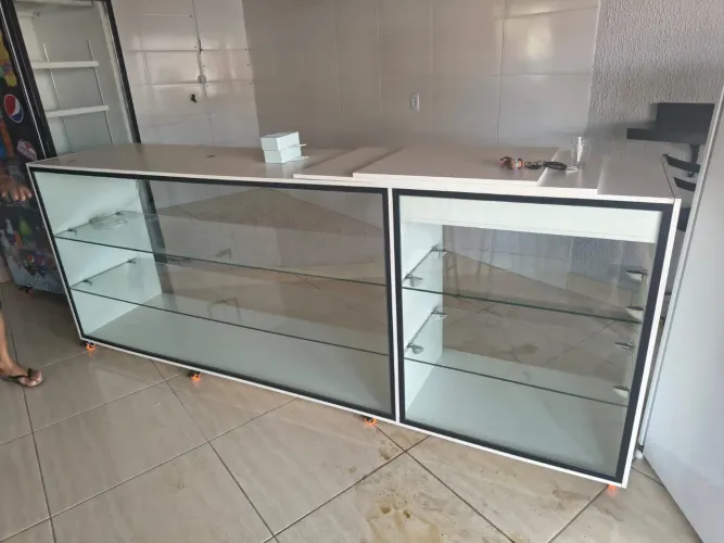 Balcao de vidro
