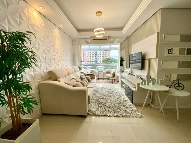 Apartamento amplo com 2 dormitórios e churrasqueira no Marazul no bairro Abraão