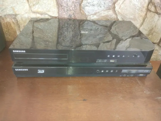 2 Aparelhos de Som Blu-Ray