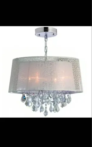 Vendo Lustre, novo na caixa