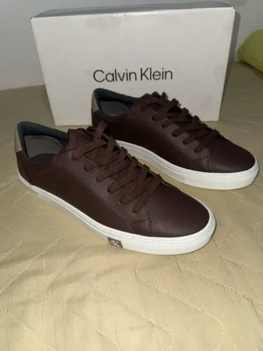 Tênis Novo Calvin Klein