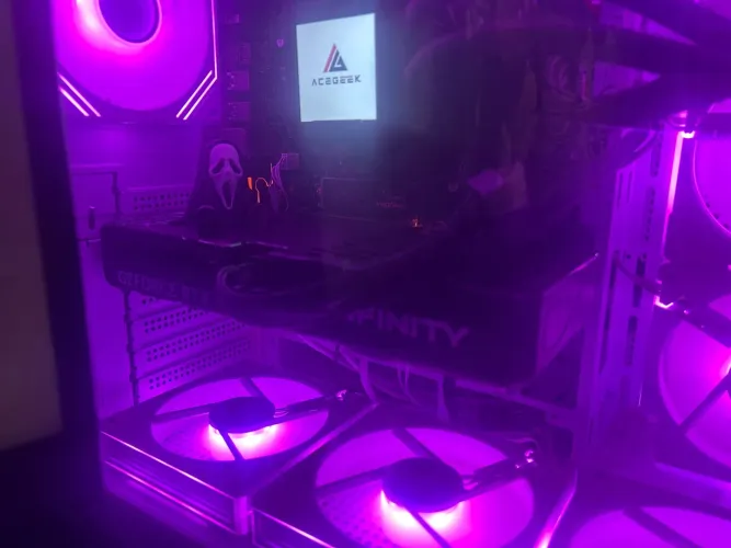 Placa de vídeo Nvidia Rtx 5060 8Gb Infinity