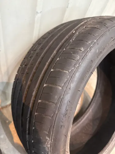Pneu Itaro 235/40/R18