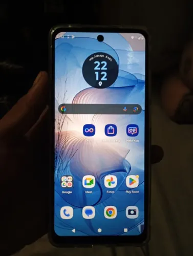 Troco o moto g 24 128 GB e um pro 8 e um iPhone x para cima