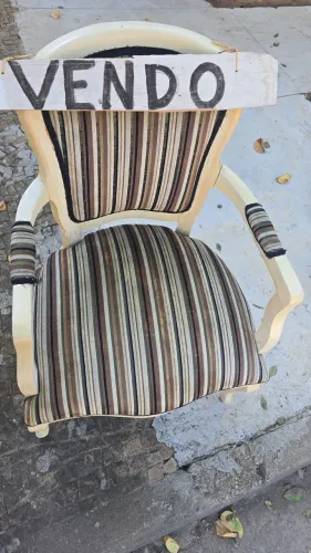 Poltronas estofadas