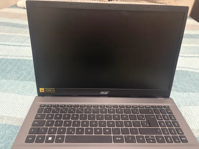 Notebook Acer i5 torrando