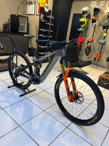 Bicicleta E-Bike Potenza Pro 2025 XT Di2 T/17