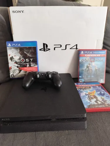 PlayStation 4 - Impecável, Único Dono + 3 Jogos e Caixa Original