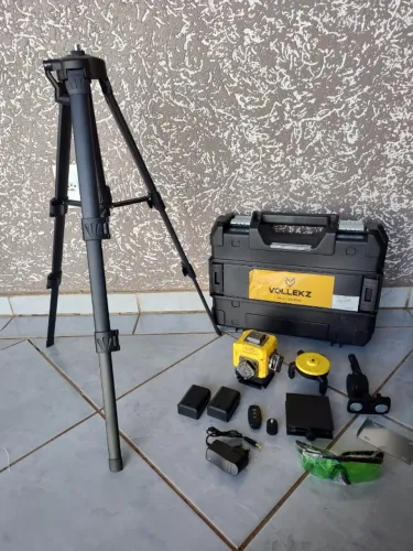 Kit Nível Laser 12 Linhas Verde 4d Com Tripé 2 Baterias Suporte Magnético Autonivelante