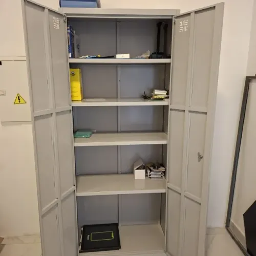 Armário de Metal com 2 Portas 4 Prateleiras e Chave 1,95m altura e 0,80m largura