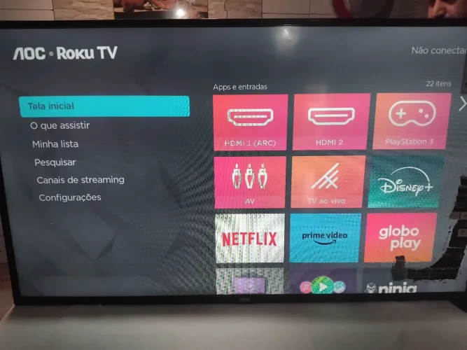 Torro TV smart roku 43" polegadas aoc com. Detalhe