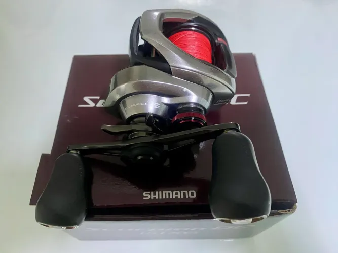 Carretilha Shimano Scorpion Dc 151 esquerda