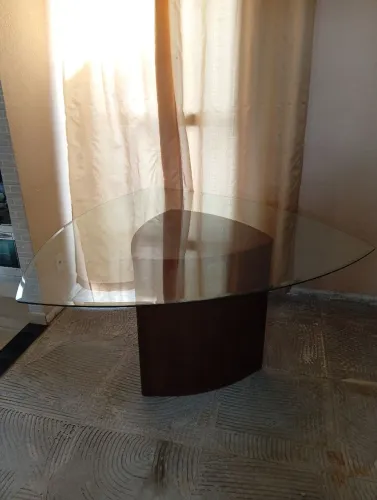 Mesa triangular 