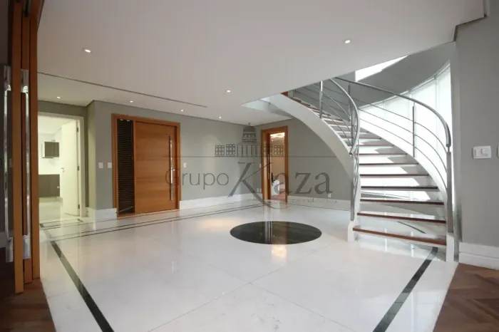Maravilhoso Apartamento Duplex
