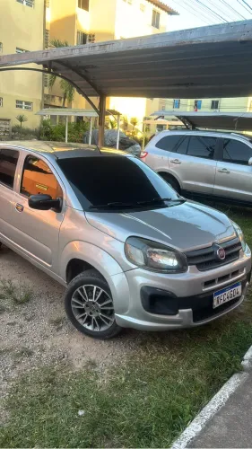 Fiat Uno Attractive 1.0 EVO Fire Flex 8V 5P 2020