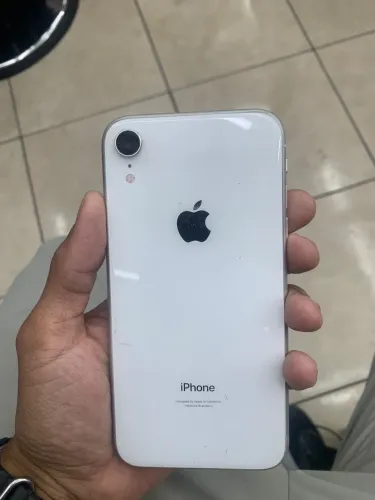 iPhone XR
