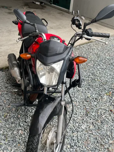 Vendo CG 125 com partida.