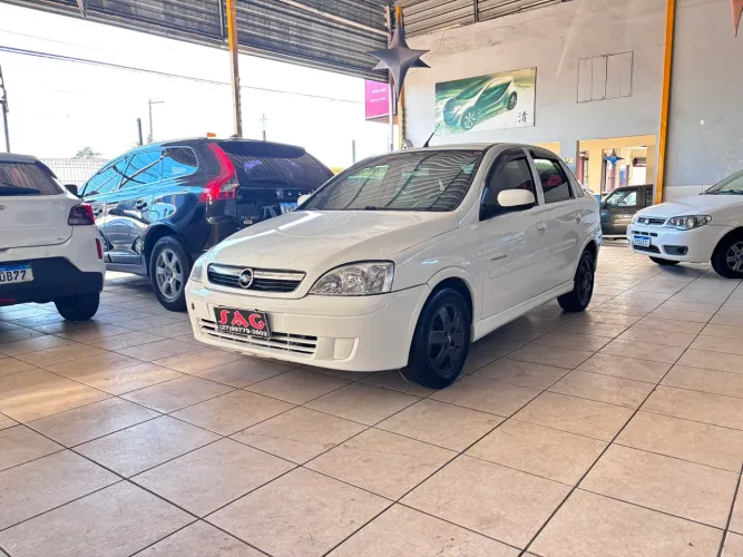 Chevrolet Corsa Sed. Premium 1.4 8V Econoflex 4P 2011