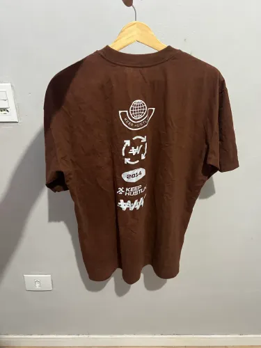 Camiseta wanted oversize