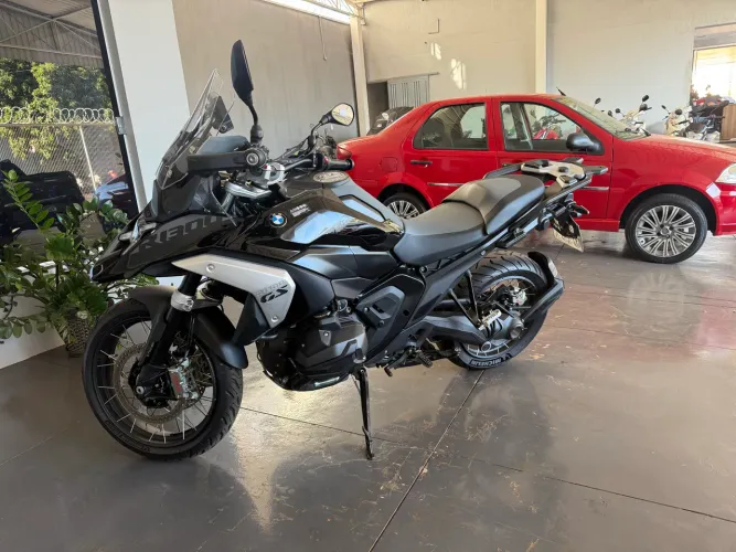 Venda ou troca por moto ou jet 170 mais novo