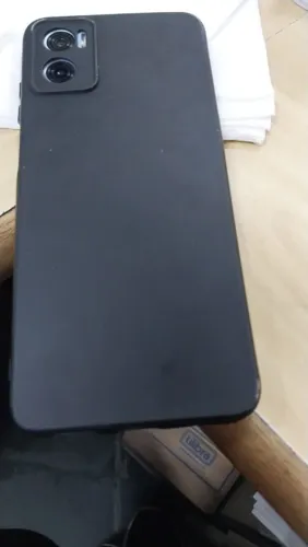 Vendo celular Motorola e22
