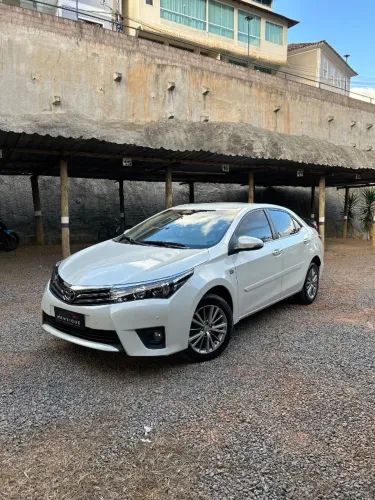 Toyota Corolla Altis 2.0 Flex 16V Aut. 2016