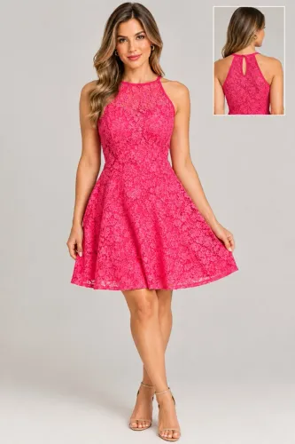 Vestido festa P / PP curto todo em renda cor cereja / coral, da marca Etrange