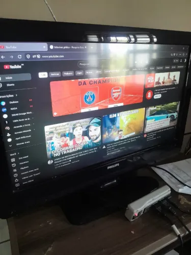 TV LCD PHILIPS 32