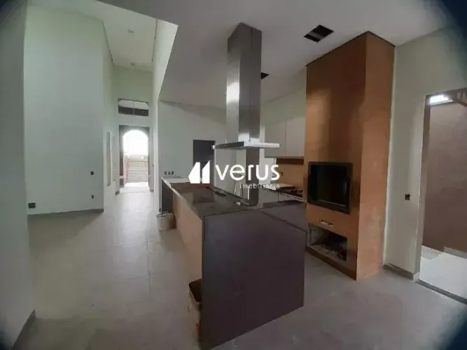 CASA EM CONDOMÍNIO à venda, 3 quartos, 3 suítes, 3 vagas, NOVO MUNDO - Uberlândia/MG