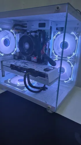 PC Gamer Branco - R5 5600G / RX7600