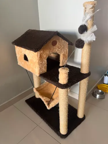 Arranhador/Casa de Gato