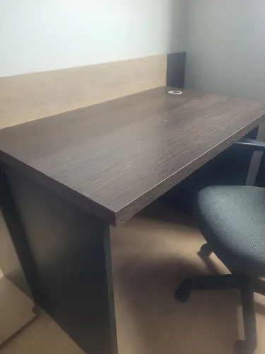 Mesa e Cadeira - Escritório