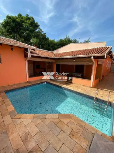 Casa com 3 quartos para locação no Jardim Claret - Rio Claro/SP