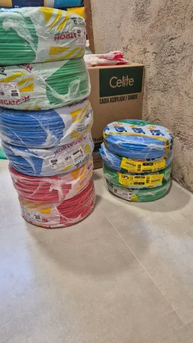 Cabos/fios elétricos