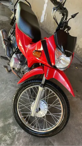 Vende-se moto super conservada 