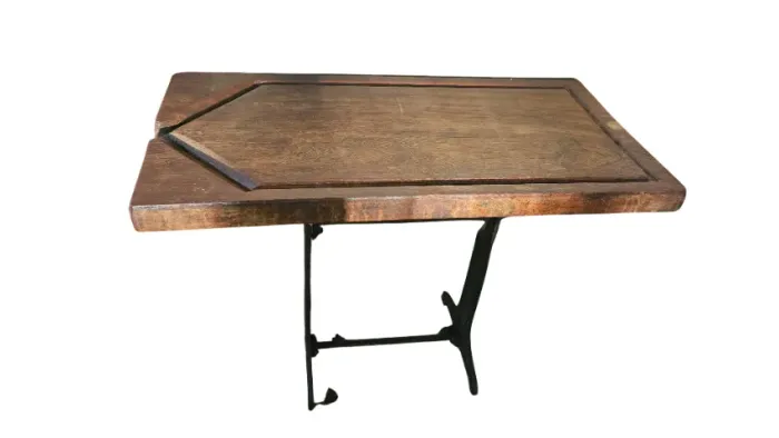 Mesa de fazer queijo rústica antiga