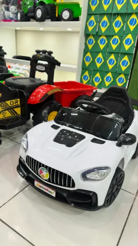Carro elétrico infantil 
