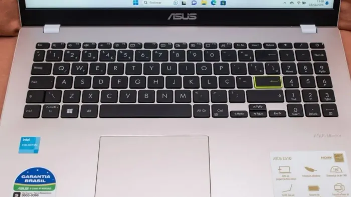 NOTEBOOK ASUS VIVOBOOK 4GB RAM 256 MEMÓRIA.