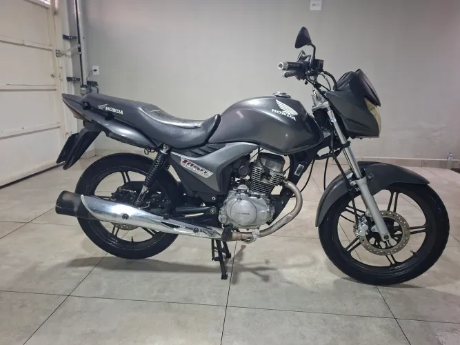 Cg titan mix 150 es completa
